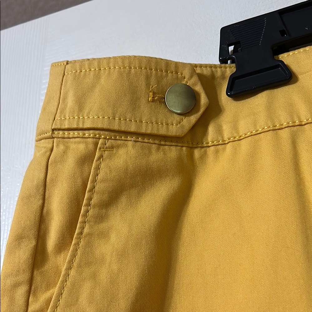 LOFT Shorts - Picture 3 of 7